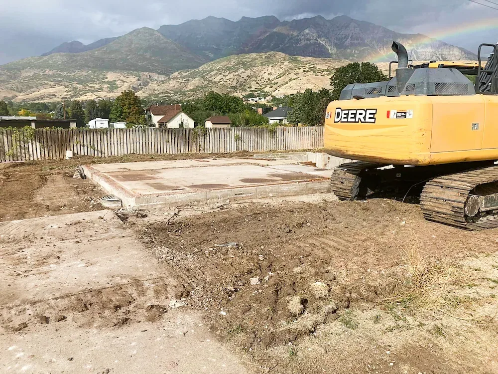 Original foundation kept & rebuilt